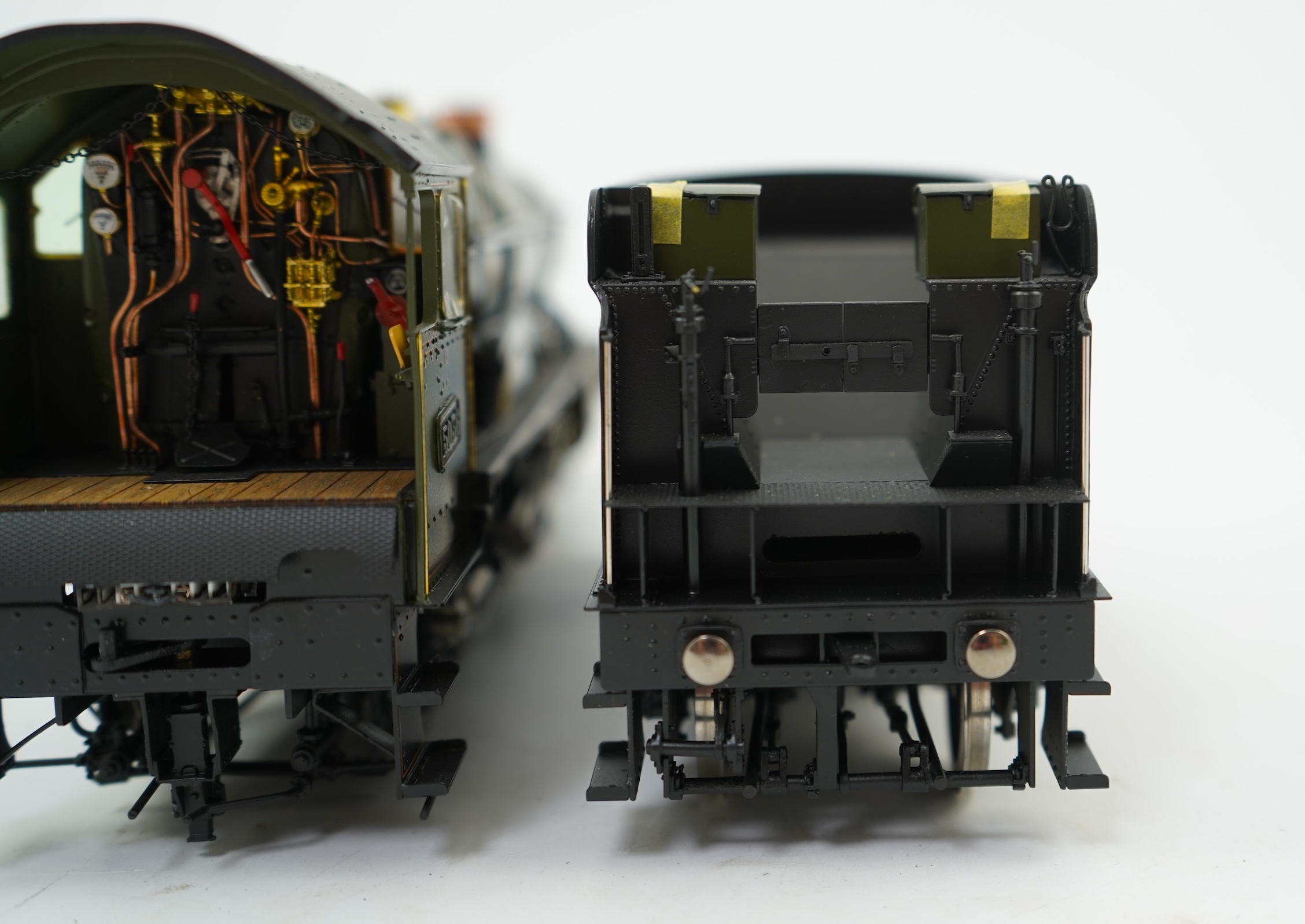 An 0 gauge Masterpiece Models model of GWR Castle Class, Lyonshall Castle 5036, 4-6-0 tender locomotive, powered for two rail operation, with original box, instruction booklet and other paperwork.